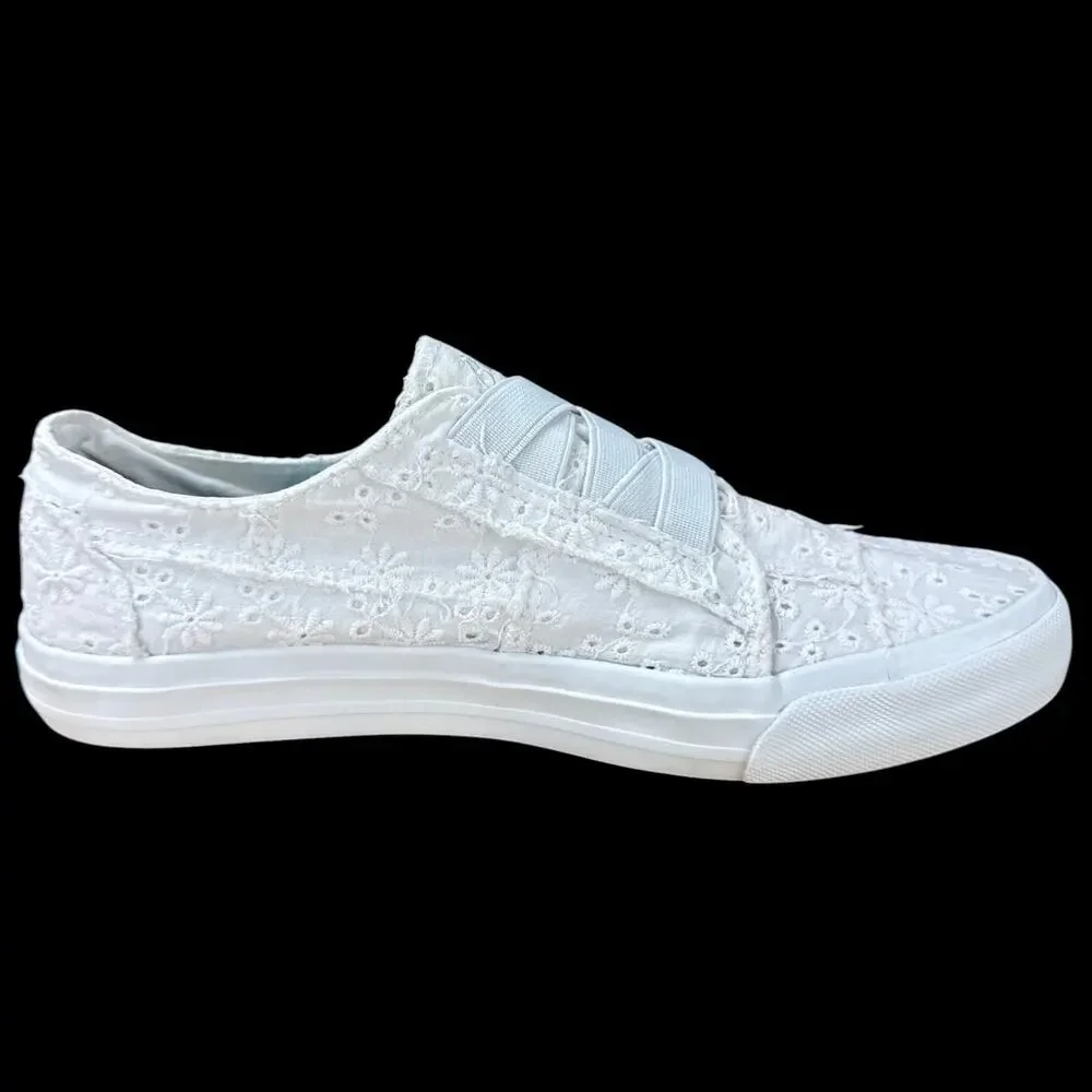 Blowfish Malibu Slip On Sneakers Womens White Eyelet Lace Floral Coquette 8.5